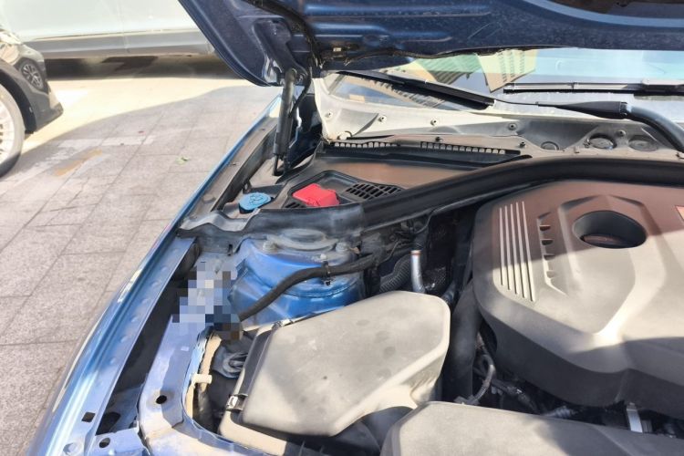Used BMW 3 Series 2017 330Li M Sport Edition Engine Bay Right