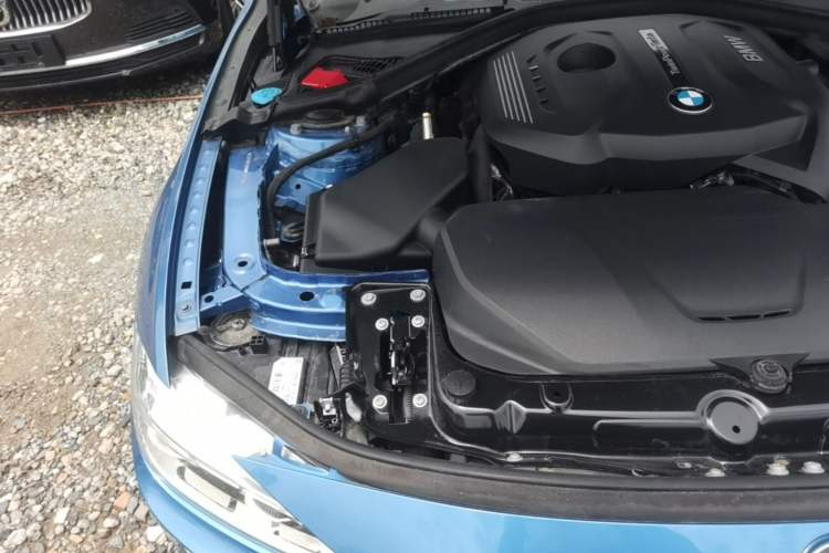 Used BMW 3 Series 2017 330Li M Sport Edition Engine Bay Right