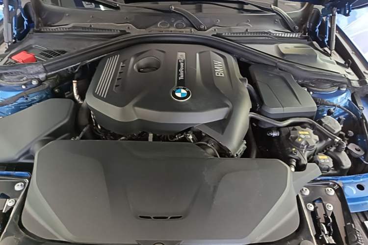 Used BMW 3 Series 2017 320Li M Sport Edition Engine Bay