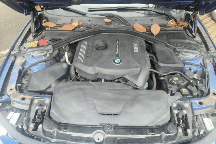 Used BMW 3 Series 2017 320i M Sport Engine Bay