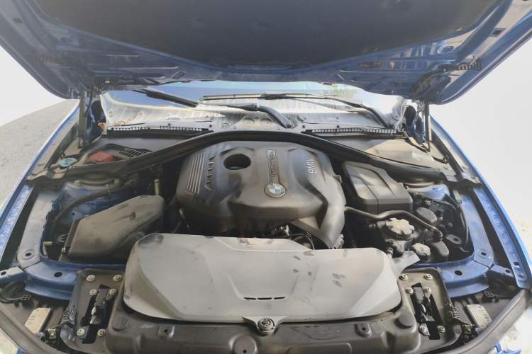 Used BMW 3 Series 2017 320i M Sport Engine Bay