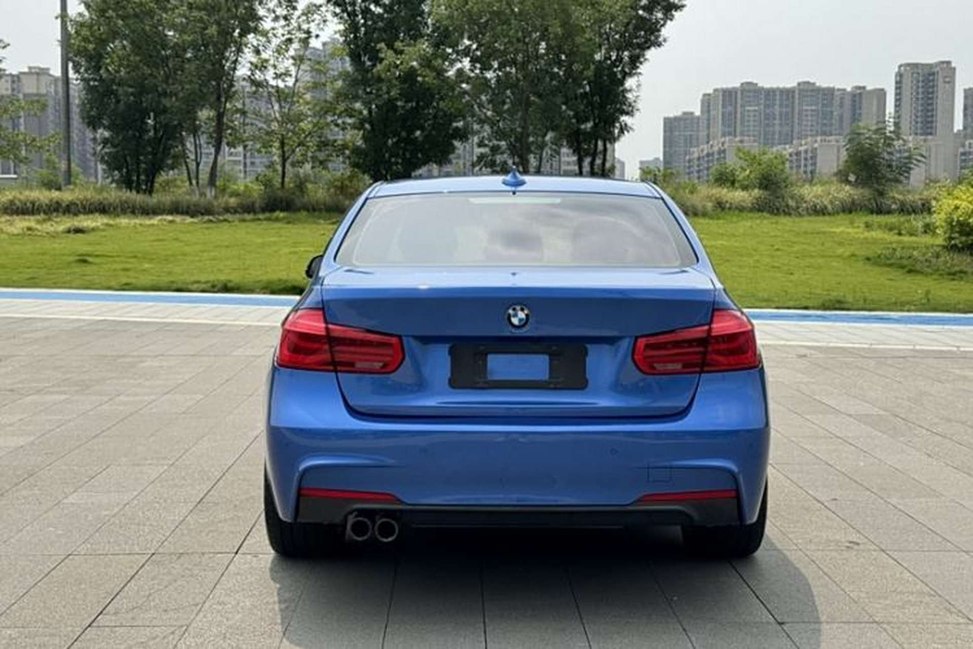 Used BMW 3 Series 2017 320i M Sport Exterior 1