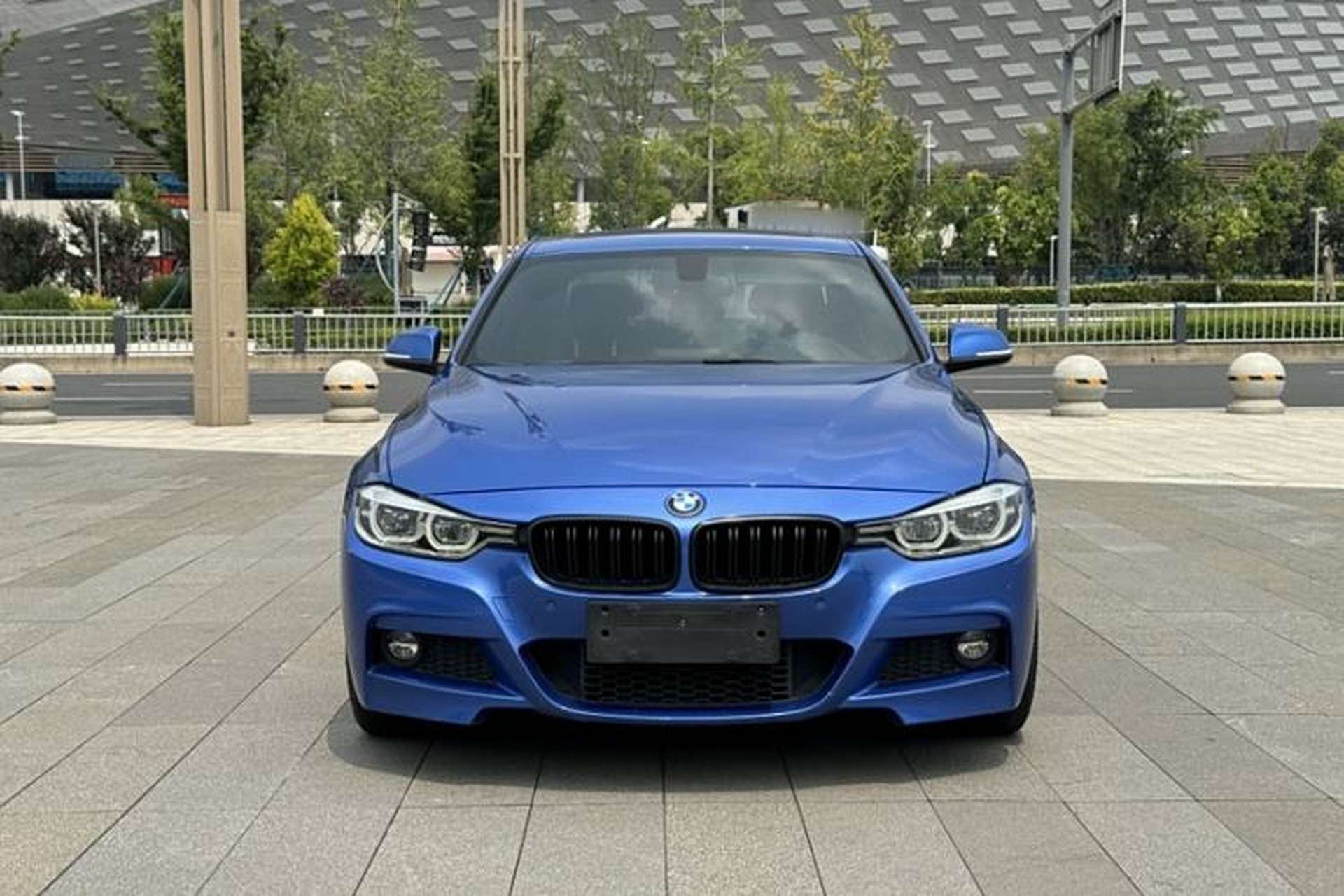 Used BMW 3 Series 2017 320i M Sport Exterior 2