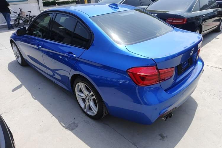 Used BMW 3 Series 2017 320i M Sport Exterior 2