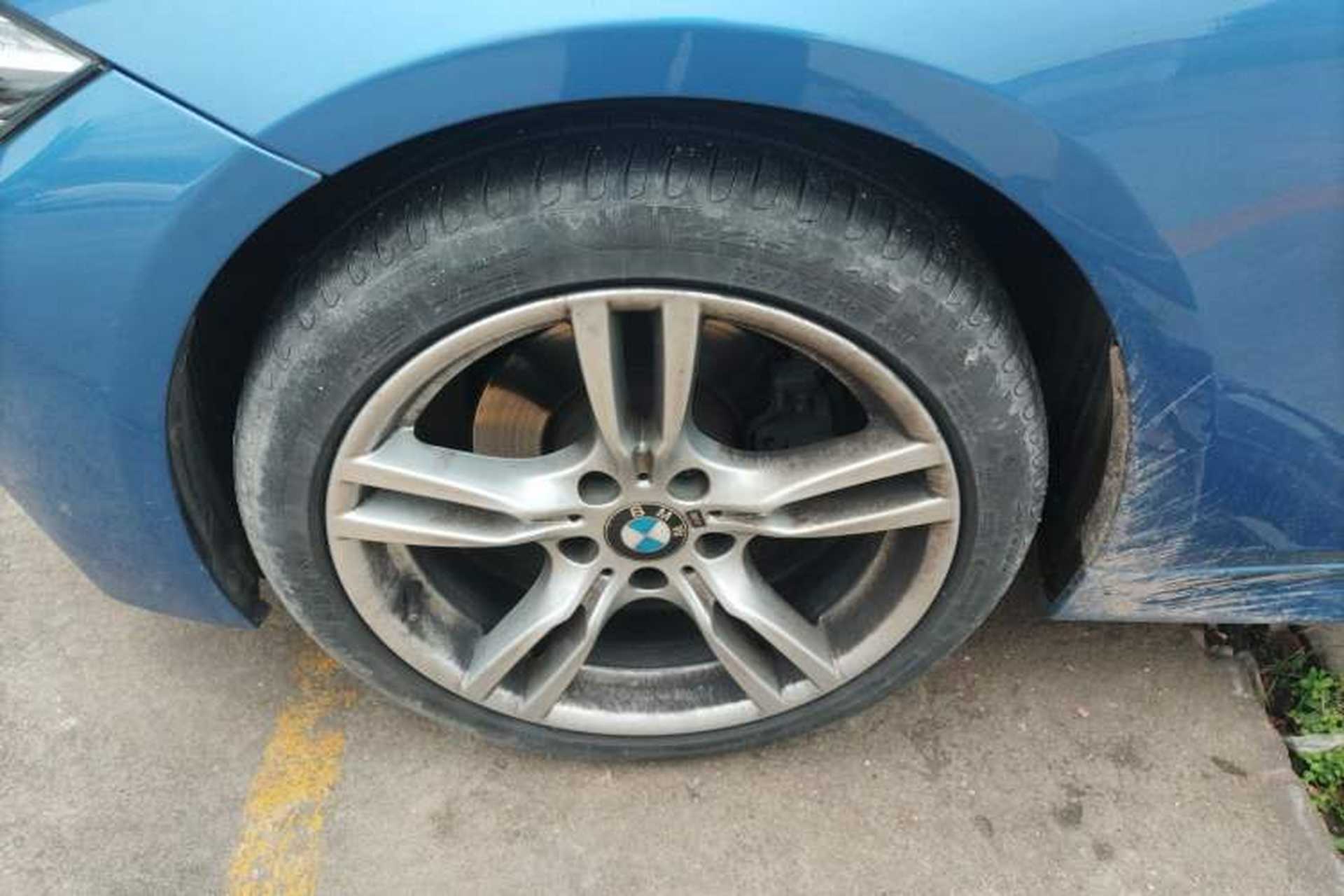 Used BMW 3 Series 2017 320i M Sport Exterior 4
