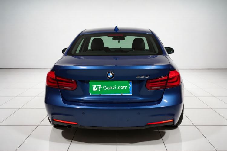 Used BMW 3 Series 2017 330i M Sport Edition Exterior 4