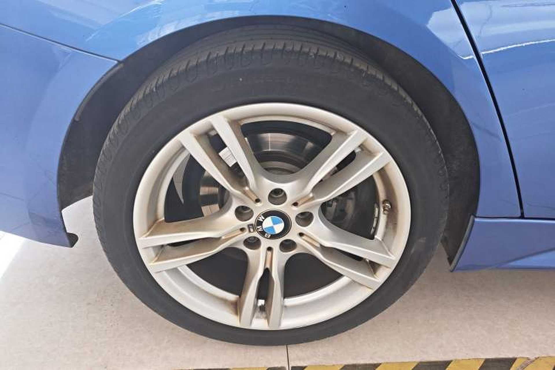 Used BMW 3 Series 2017 320i M Sport Exterior 5