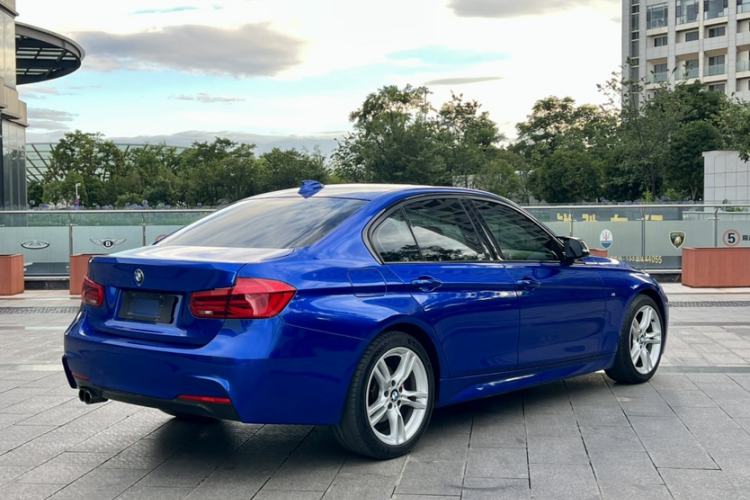 Used BMW 3 Series 2017 320i M Sport Exterior 5