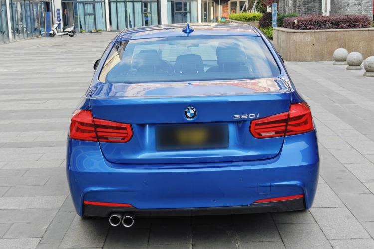 Used BMW 3 Series 2017 320i M Sport Exterior 6