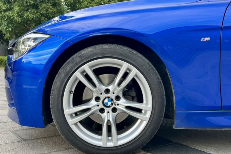 Used BMW 3 Series 2017 320i M Sport Exterior 8