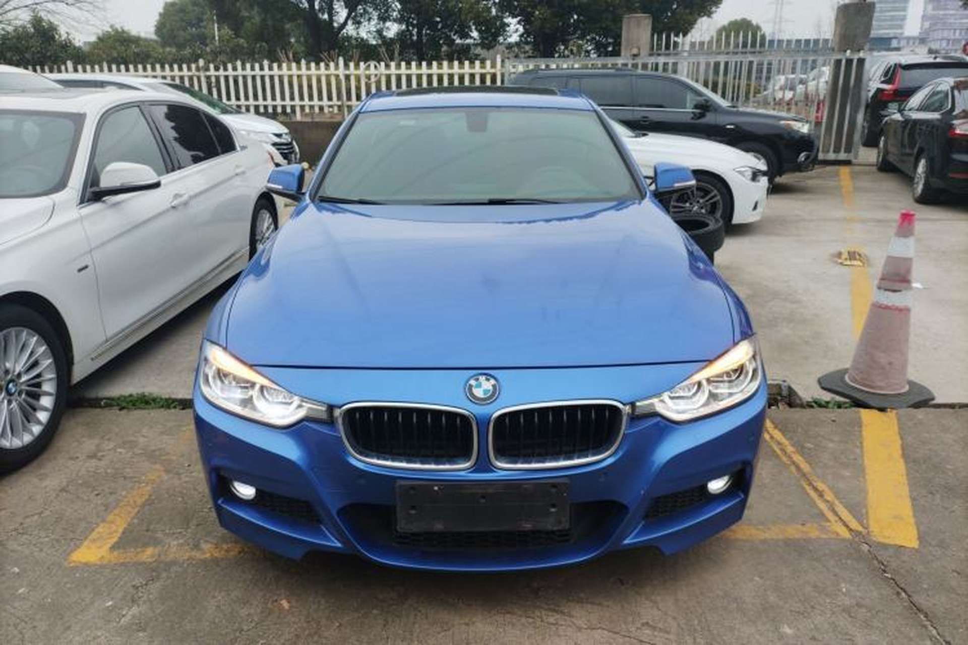 Used BMW 3 Series 2017 320i M Sport Front