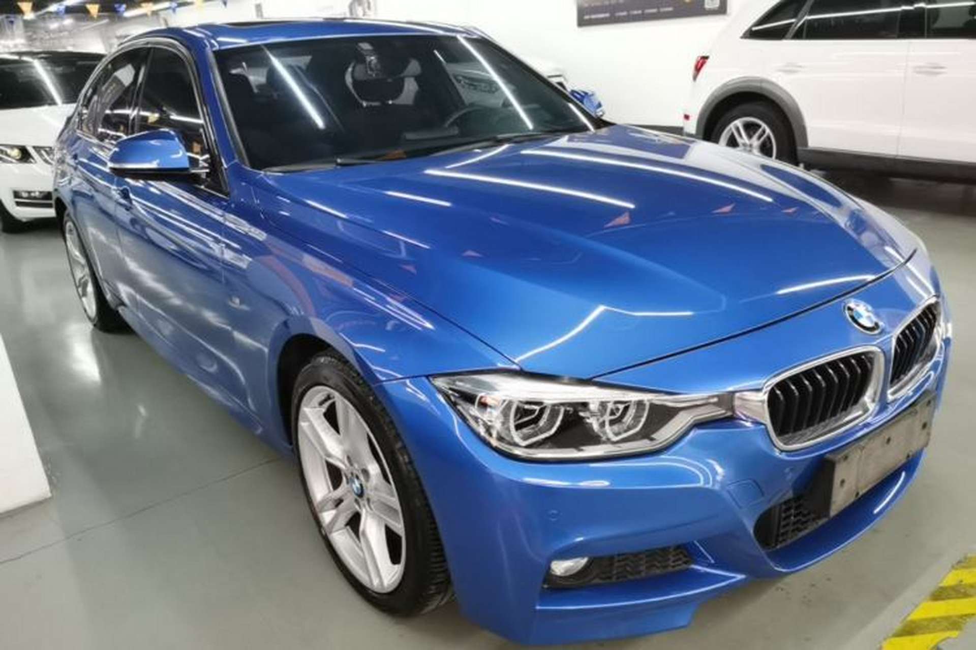 Used BMW 3 Series 2017 320i M Sport Front Right 45 Deg
