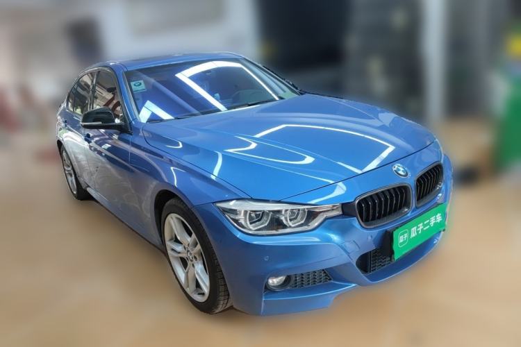 Used BMW 3 Series 2017 320i M Sport Front Right 45 Deg