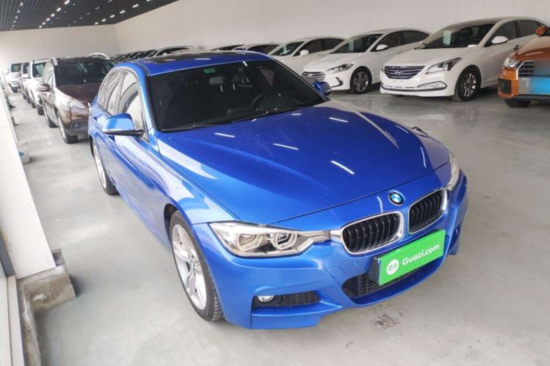 Used BMW 3 Series 2017 320i M Sport Front Right 45 Deg
