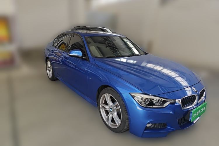 Used BMW 3 Series 2017 320i M Sport Front Right 45 Deg