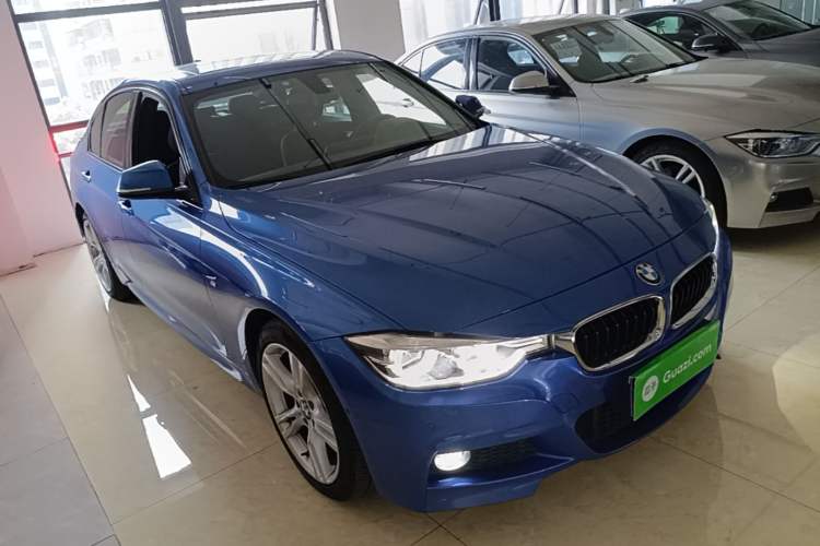 Used BMW 3 Series 2017 320i M Sport Front Right 45 Deg