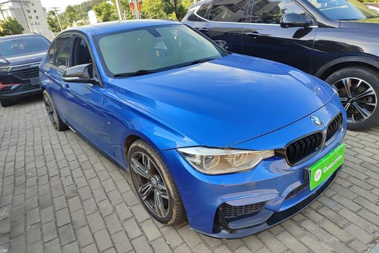 Used BMW 3 Series 2017 320i M Sport Front Right 45 Deg