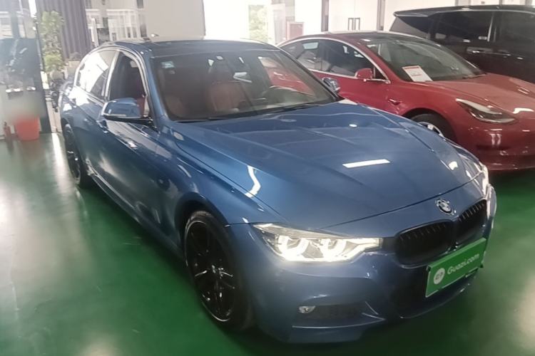Used BMW 3 Series 2017 320i M Sport Front Right 45 Deg