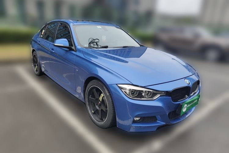 Used BMW 3 Series 2017 320i M Sport Front Right 45 Deg