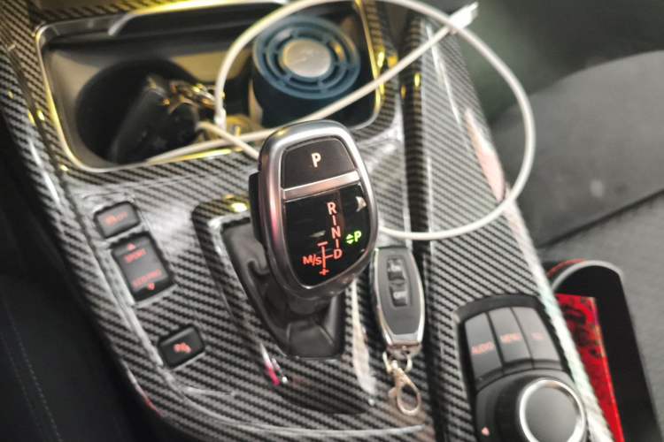 Used BMW 3 Series 2017 320i M Sport Gear Lever