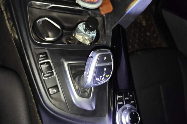 Used BMW 3 Series 2017 320Li M Sport Edition Gear Lever