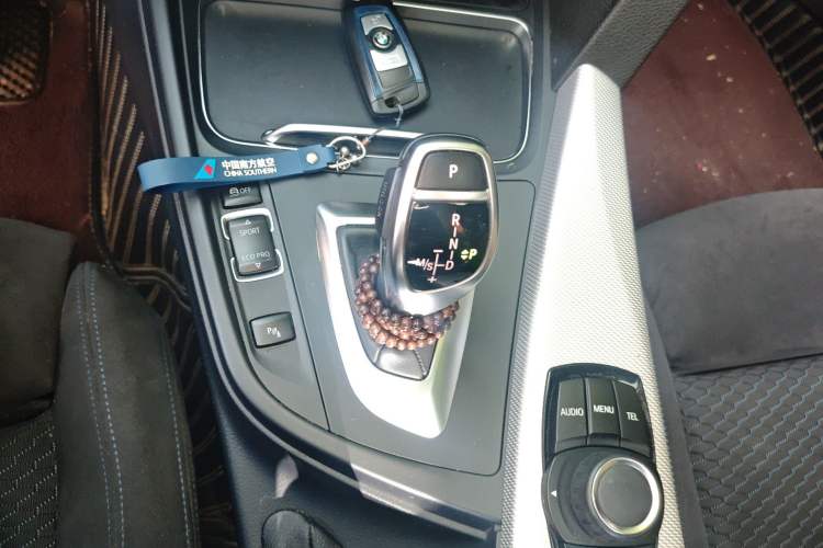 Used BMW 3 Series 2017 320i M Sport Gear Lever