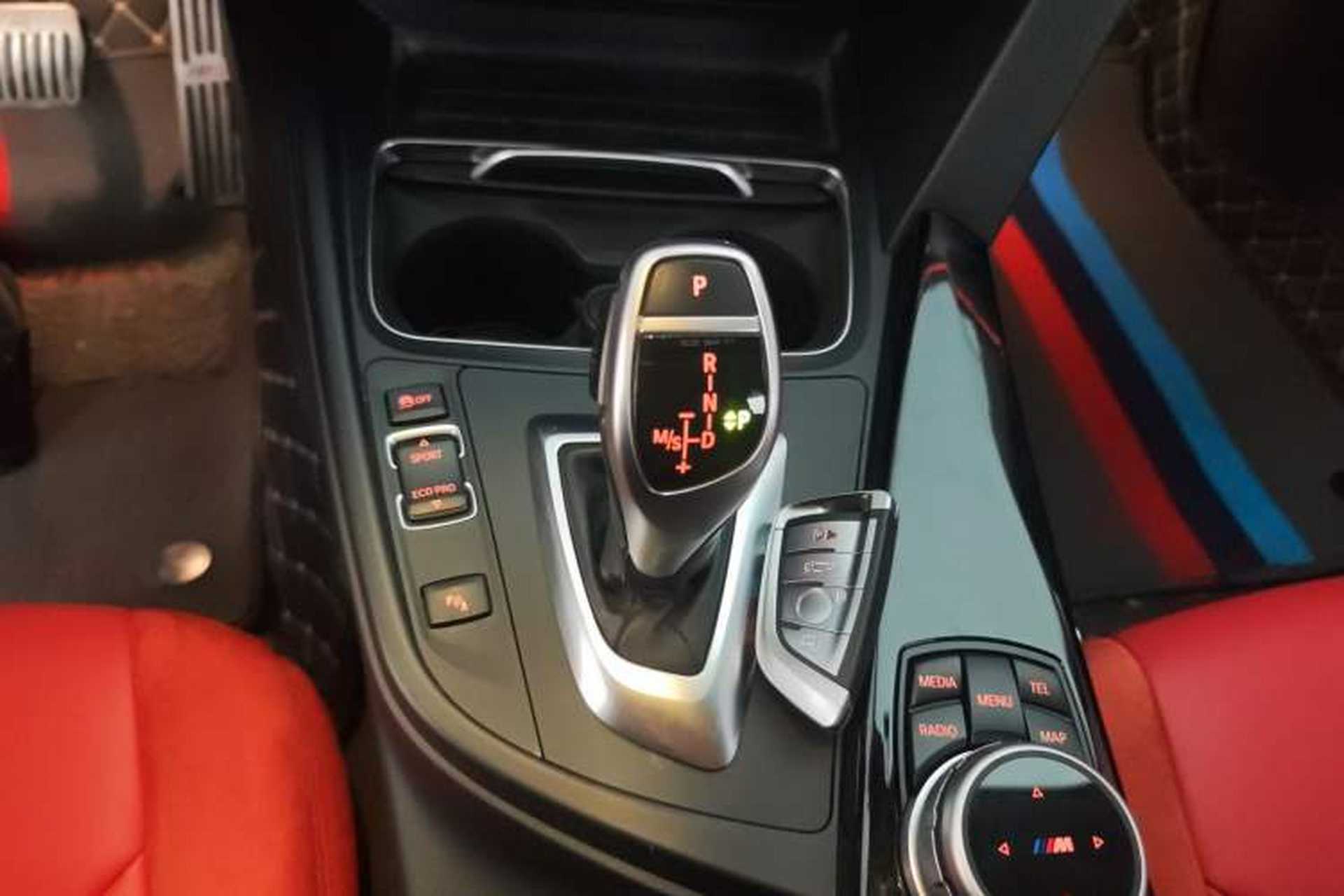 Used BMW 3 Series 2017 320Li M Sport Edition Gear Lever