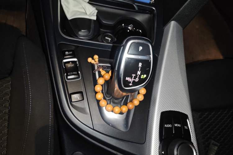 Used BMW 3 Series 2017 320i M Sport Gear Lever