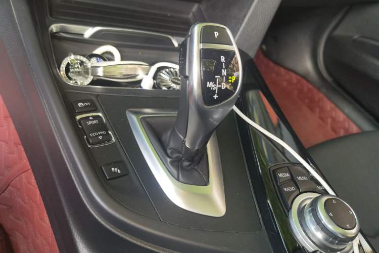 Used BMW 3 Series 2017 320Li M Sport Edition Gear Lever