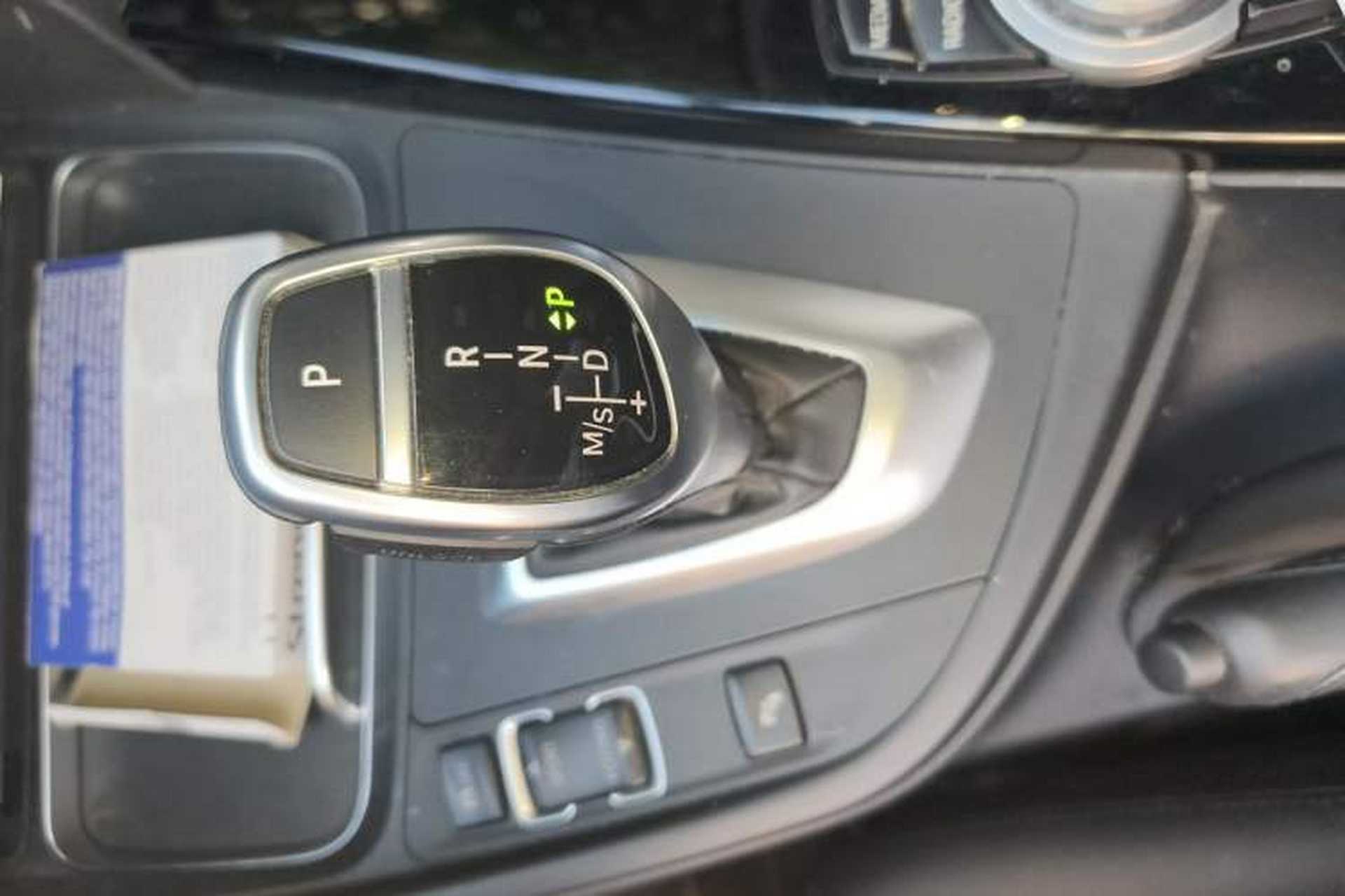 Used BMW 3 Series 2017 320Li M Sport Edition Gear Lever