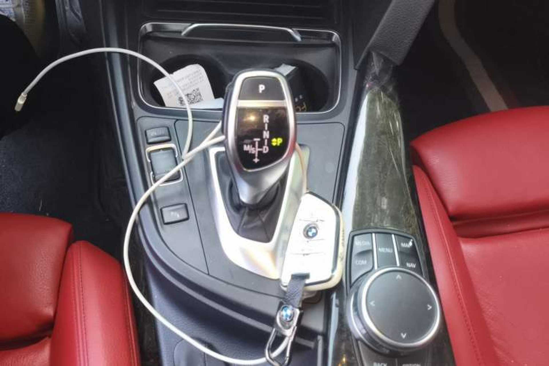Used BMW 3 Series 2017 330Li M Sport Edition Gear Lever