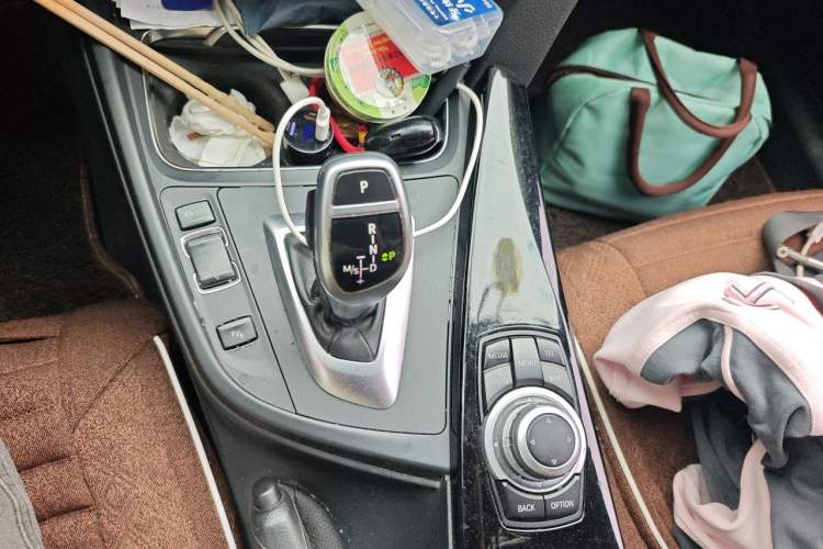 Used BMW 3 Series 2017 320Li M Sport Edition Gear Lever