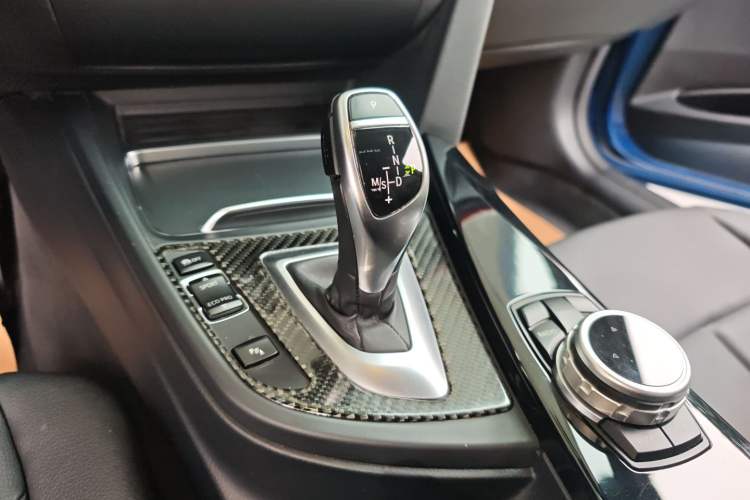 Used BMW 3 Series 2017 320Li M Sport Edition Gear Lever