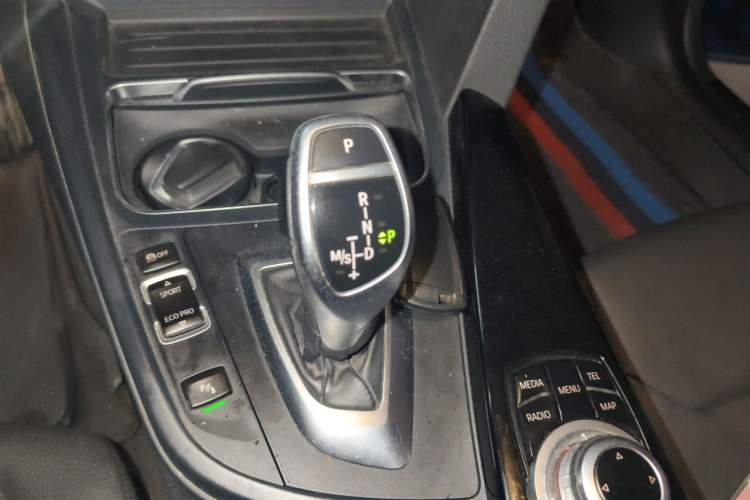 Used BMW 3 Series 2017 320Li M Sport Edition Gear Lever