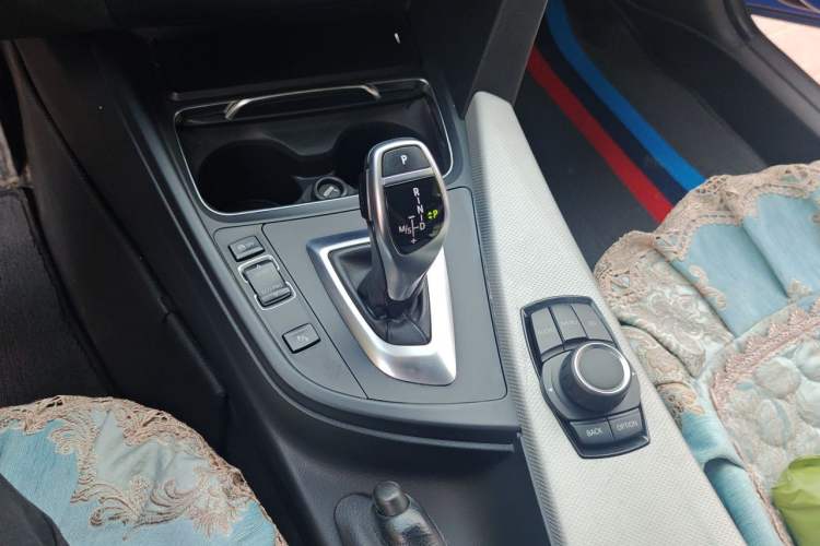 Used BMW 3 Series 2017 320i M Sport Gear Lever