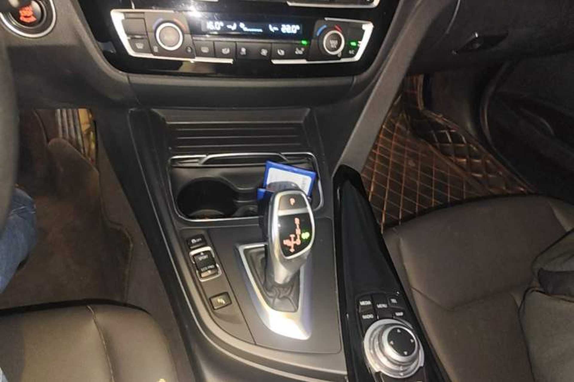 Used BMW 3 Series 2017 320Li M Sport Edition Gear Lever