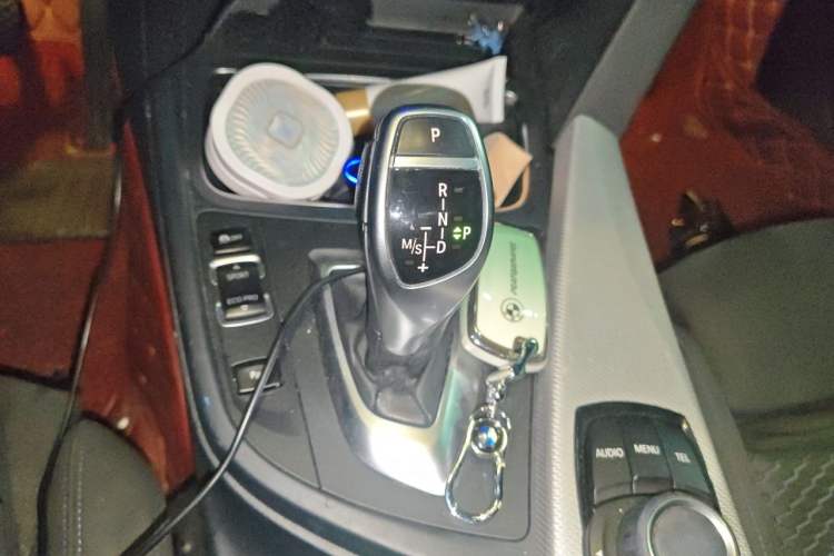 Used BMW 3 Series 2017 320i M Sport Gear Lever