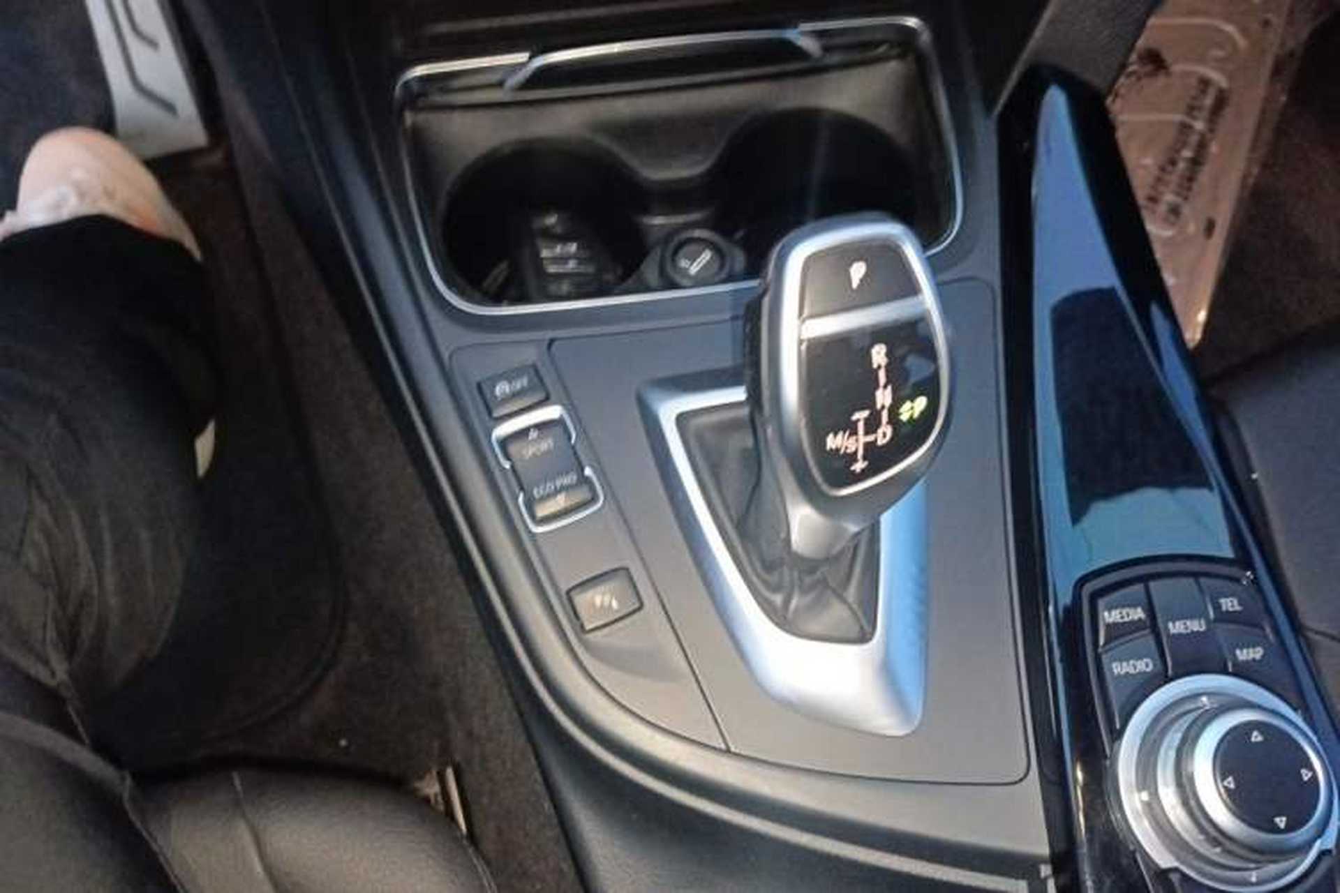 Used BMW 3 Series 2017 320Li M Sport Edition Gear Lever