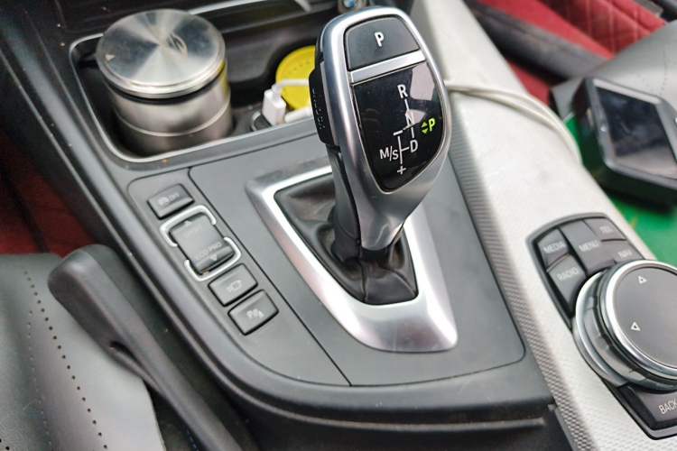 Used BMW 3 Series 2017 320i M Sport Gear Lever