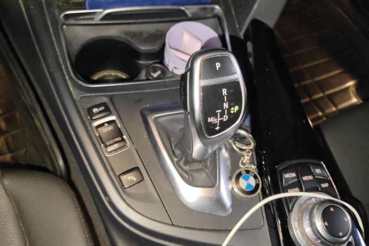 Used BMW 3 Series 2017 320Li M Sport Edition Gear Lever