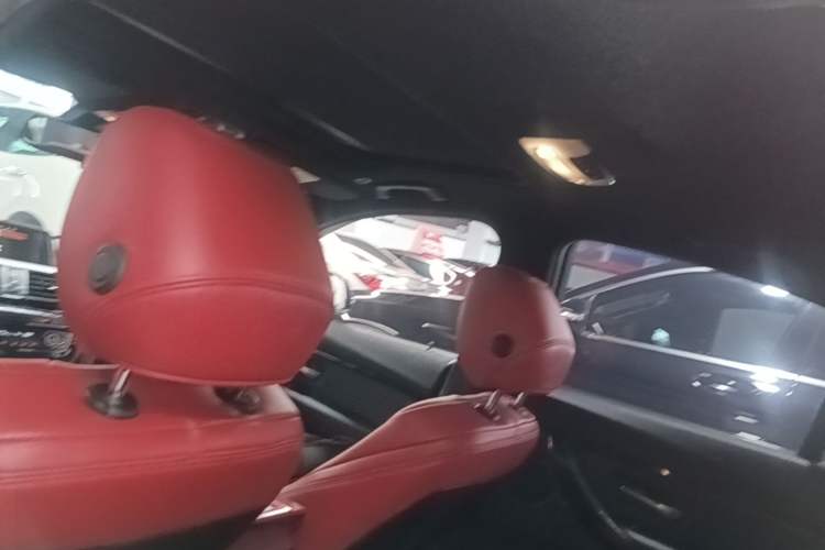 Used BMW 3 Series 2017 320i M Sport Headliner