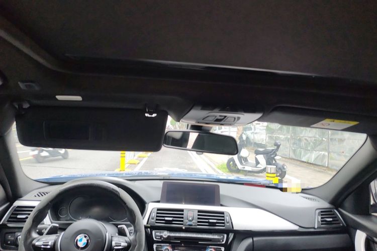 Used BMW 3 Series 2017 320i M Sport Headliner