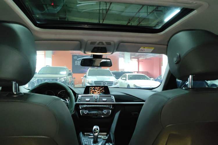 Used BMW 3 Series 2017 320Li M Sport Edition Headliner