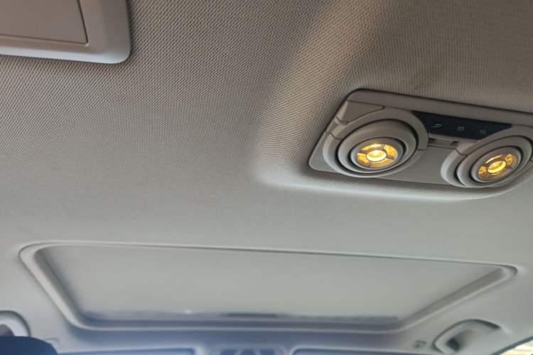 Used BMW 3 Series 2017 320Li M Sport Edition Headliner