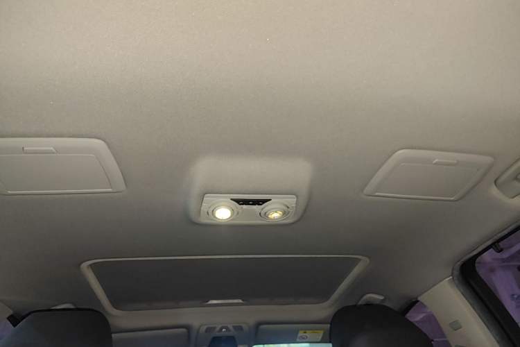 Used BMW 3 Series 2017 320Li M Sport Edition Headliner