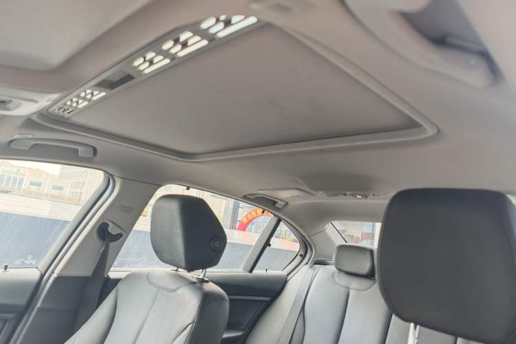 Used BMW 3 Series 2017 320Li M Sport Edition Headliner