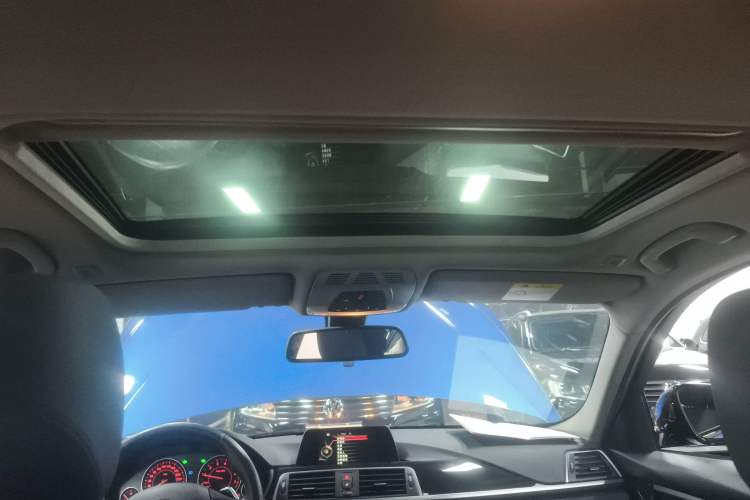 Used BMW 3 Series 2017 320Li M Sport Edition Headliner