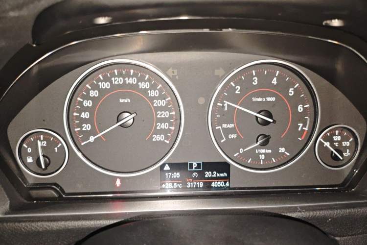 Used BMW 3 Series 2017 320i M Sport Instrument Cluster
