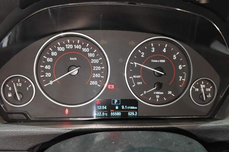 Used BMW 3 Series 2017 320i M Sport Instrument Cluster