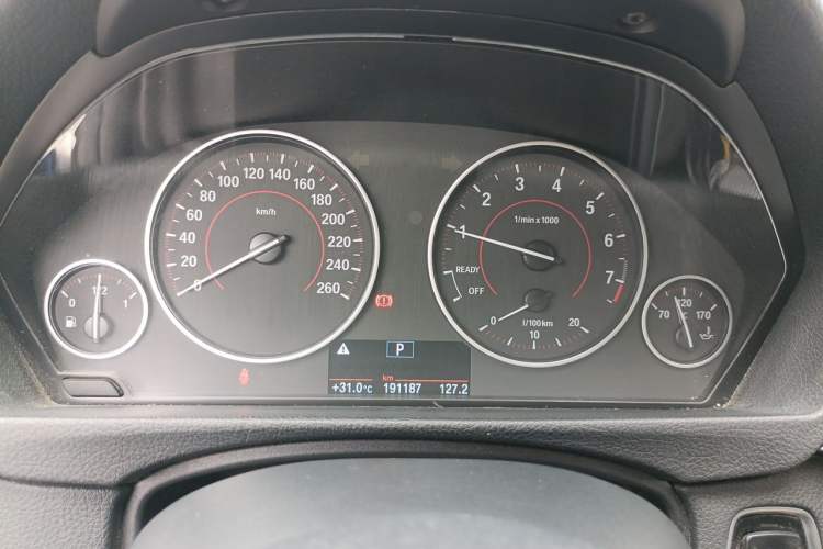 Used BMW 3 Series 2017 320i M Sport Instrument Cluster